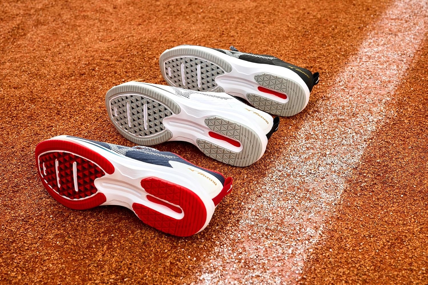 image:imageMizuno Mens Dominant 4 Low Mens Baseball Turf ShoeWhiteBlack