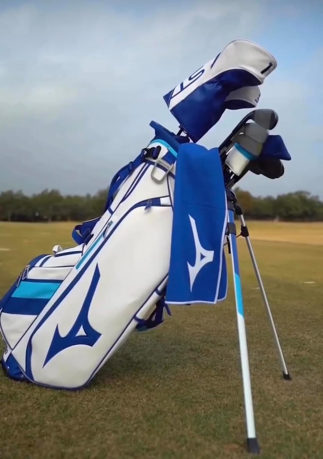 image:imageMizuno Microfiber Cart Towel Staff Blue SmallStaff