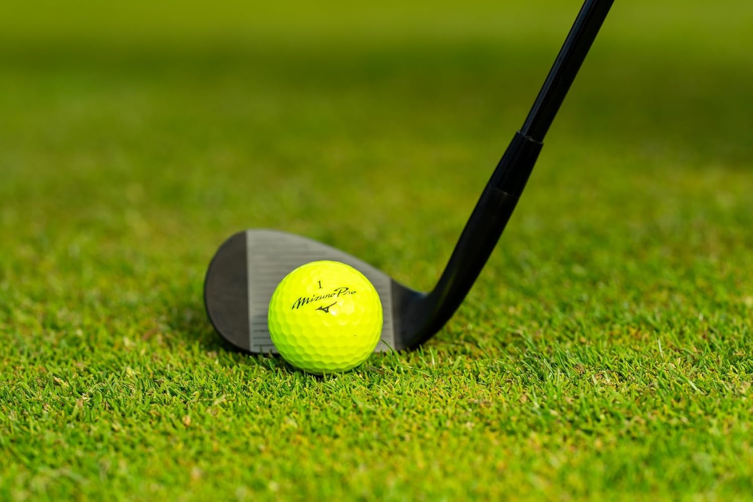 image:imageMizuno PRO X Golf BallOPTIC YELLOW