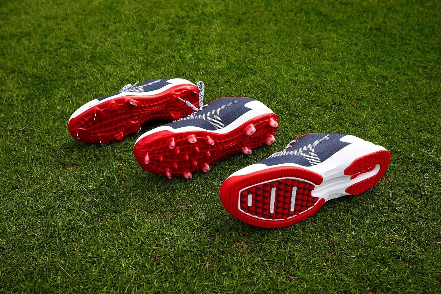 image:imageMizuno Unisex Adult Dominant 4 TPUNavyRed