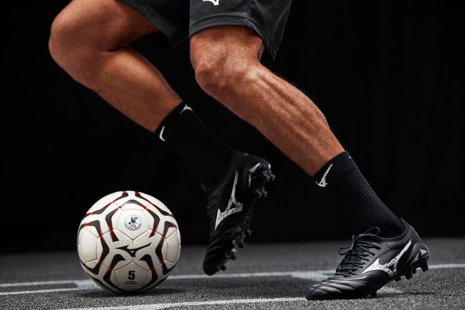 image:imageMizuno Mens Morelia Neo IV Beta Made in Japan Kl Soccer ShoeUnlimited Black